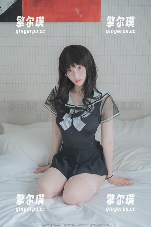 Bambi(밤비)的泳装选择比我的冰淇淋口味还多，高清套图曝光！