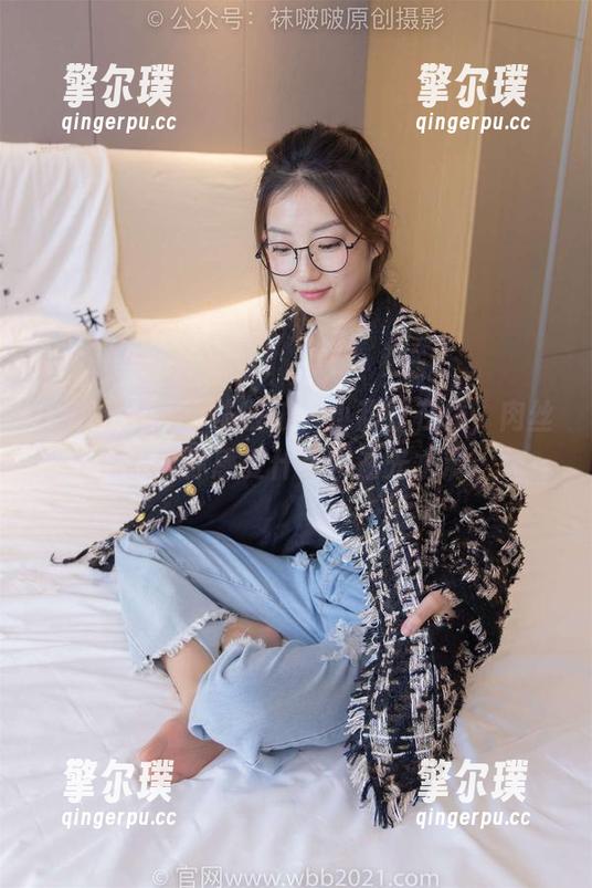BoBoSocks袜啵啵-小甜豆 BoBoSocks袜啵啵 - 小甜豆在线,肉丝作品带你感受什么叫油光水滑。