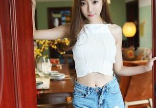 MyGirl美媛馆 – 私房美图傍身，伊雨蔓Fiona的眼镜让这些画面更加生动