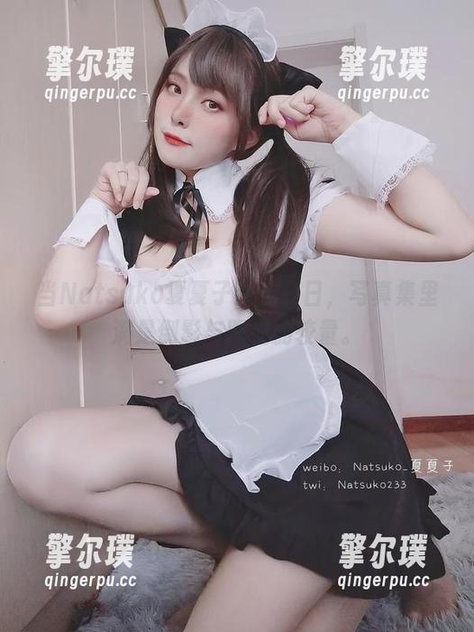 Natsuko夏夏子 当Natsuko夏夏子遇上夏日,写真集里满是倒影与阳光的较量。