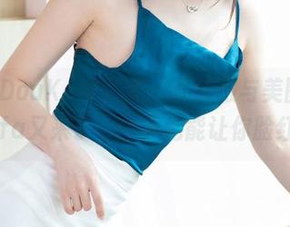 QingDouKe青豆客 – 体操服与美图：晓艾fafa又来了，今天她能让你脸红吗？