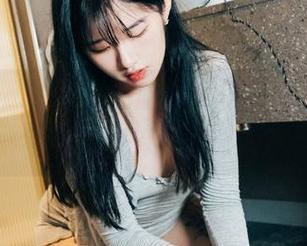 在Sonson(손손)的暗黑女仆图集里，谁说不能把黑暗变得迷人？