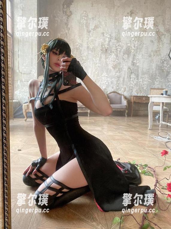 Vinnegal Vinnegal的写真干货:古见硝子,套图里的那些奇妙小瞬间,你看懂了吗?
