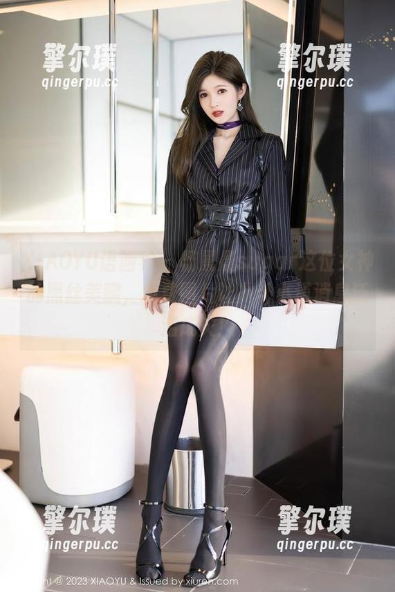 XIAOYU语画界-杨晨晨sugar XIAOYU语画界 - 杨晨晨sugar这位女神的黑丝美腿,免费图片让八卦小道消息泛滥成灾!