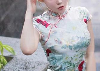 Xiuren秀人网 – 在天台上，Manuela玛鲁娜的写真真是随意得让人想咕噜几句!