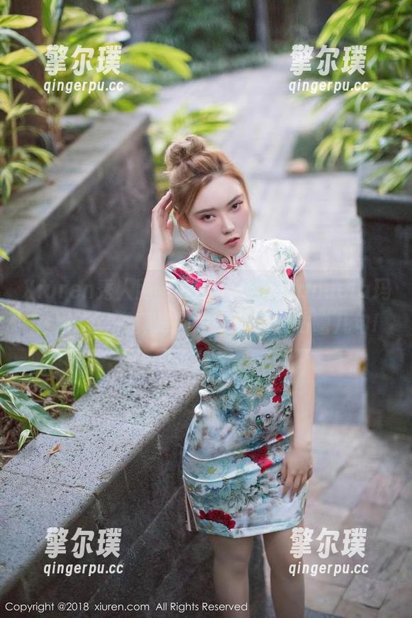 Xiuren秀人网-Manuela玛鲁娜 Xiuren秀人网 - 在天台上,Manuela玛鲁娜的写真真是随意得让人想咕噜几句!