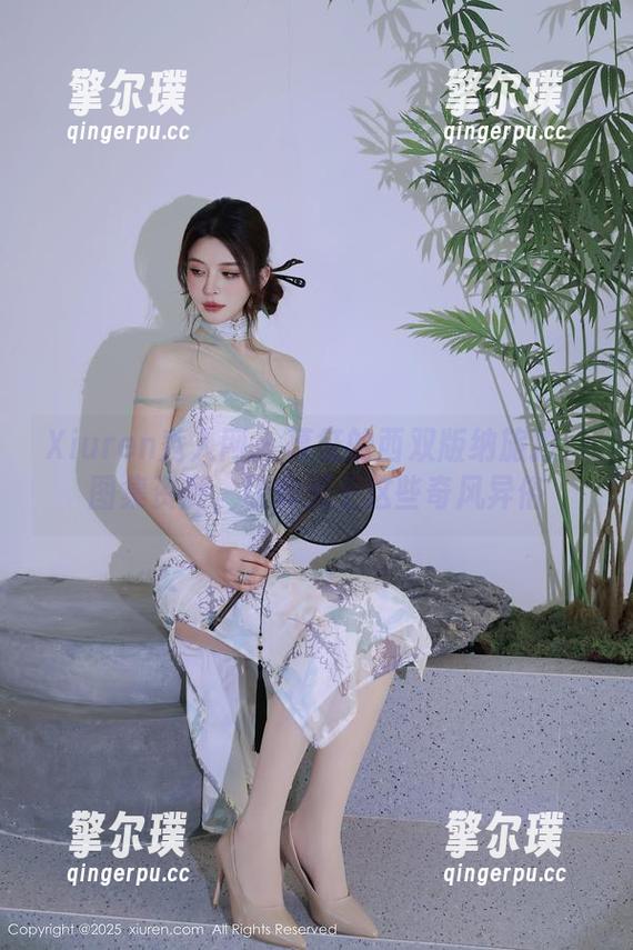 Xiuren秀人网 - 葛征的西双版纳旅拍：图集资源，让你爱上这些奇风异俗