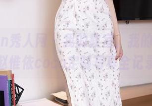 Xiuren秀人网 – 我的教室，我的方式：赵惟依coco定制写真全记录