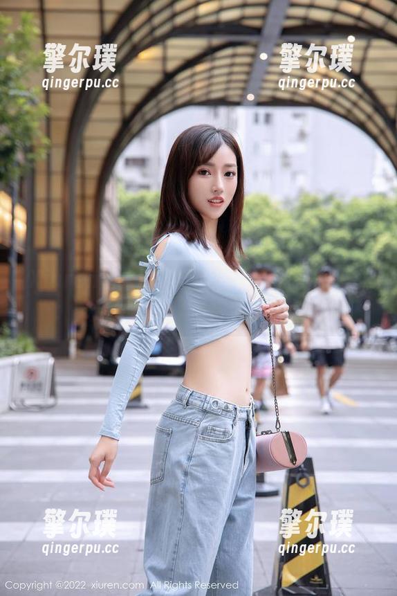 Xiuren秀人网-邹晶晶女王 Xiuren秀人网 - 邹晶晶女王和她的眼镜:一部作品集,看得你眼花缭乱!