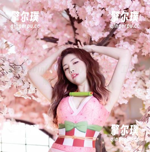 分享Yebin(전예빈)的办公室秘事：工作间隙的那些小尴尬时刻