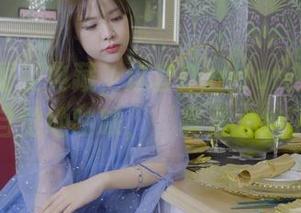 丽柜 – 丽柜典藏，这套Dandan的作品让我不自觉地咕哝，‘真是太绝了’。