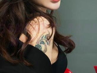 丽柜 – 白云的花嫁图包：不小心给人看到的婚纱内幕，哈哈！