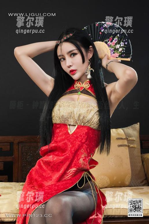 丽柜-钟晴 丽柜 - 钟晴推荐:美图中的香丝丽人,生活一下子变得不一样!