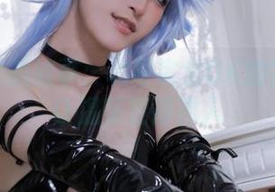 一双棉袜的故事：北哥完全OK的定制写真让温暖变得诱人