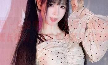 微密圈 – 传说中的十万口草莓粥粥2024年舰长福利，原图免费就等你来拿！