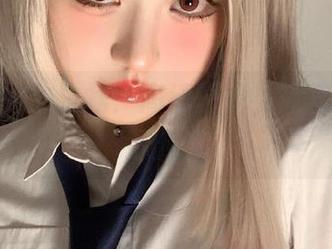 嘎潼与她的白裙：高清原图，简直是仙女下凡了