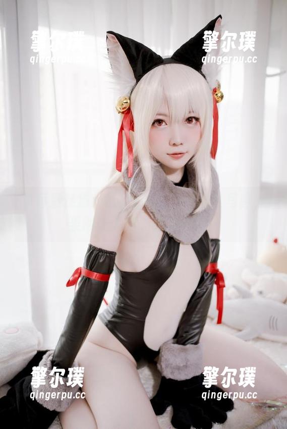 妖少you1 草莓蛋糕猫:妖少you1的无圣光写真,果然让人既心动又害羞!