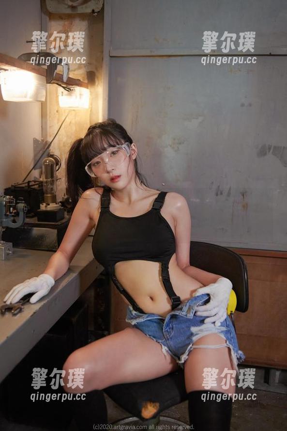 运动只有在姜仁卿(강인경)的最新原图里才跟我有关系，不知道为啥！