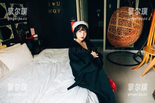 在海边，孙乐乐(손예은)的作品叫人忍不住想要下载一试！