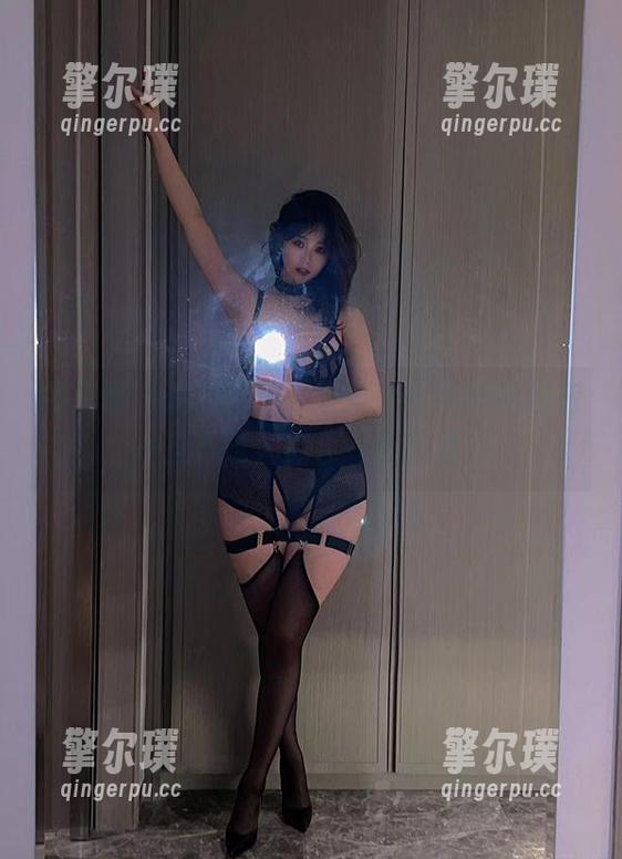 安妮yoo 微密圈 - 别犹豫了,安妮yoo的旗袍图包一旦下载,你会一直想看!