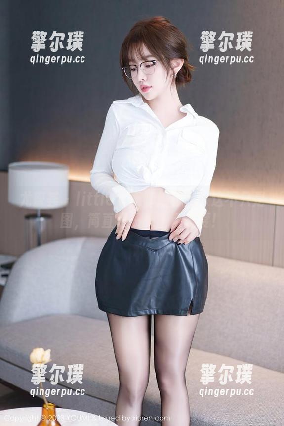 尤蜜荟-little贝壳 尤蜜荟 - little贝壳御姐套图:这不只是图,简直是一种生活态度!