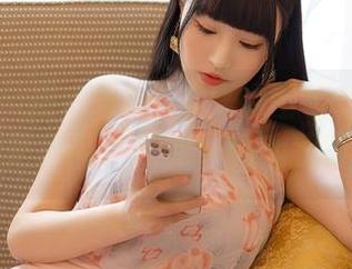 尤蜜荟 – 冯木木LRIS女神图包：每张图都像是在说‘来啊，调戏我呀’！