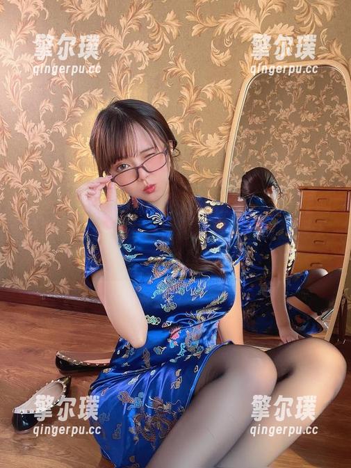 张思允nice 微密圈 - 张思允nice旗袍系列:合集里的每张图片都散发着神秘气息,让我想深入探讨!