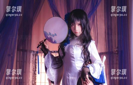 抱走莫子aa 在一堆写真集里,抱走莫子aa和她的白裙简直就是沙漠里的清泉!资源丢掉羞羞!