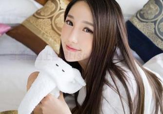 推女神 – 当美图遇上雪瑞Lisa的办公室：资源愈加丰盛！
