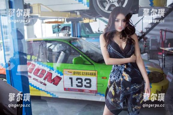 推女郎-吻熙 推女郎 - 照片里的豹纹与吻熙:让人忍不住想翻白眼的写真合集
