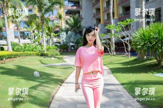 推女郎-李七喜 推女郎 - 李七喜护士写真集大揭密:这些镜头真能让你心跳加速