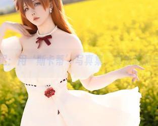 星之迟迟：用‘斯卡蒂’写真集，释放脑洞与美感！