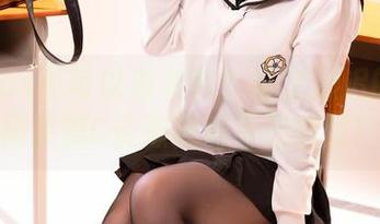 谁说cos不可以有礼物？星之迟迟的圣诞精灵篇C资源我可不想错过！