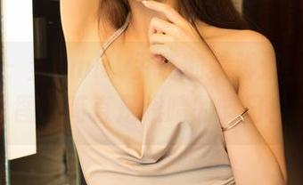 星颜社 – 当Emily尹菲的美脚遇上那些美图，简直是眼睛的节日！