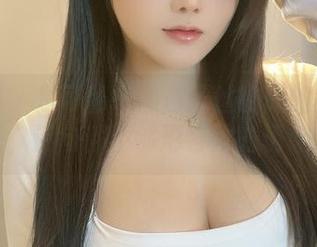 微密圈 – 是可馨耶黑色蕾丝裹胸的高清原图，诗句都不够形容她的诱惑。