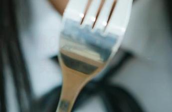 果团网 – 蜜桃Q妹儿教你捉拿肉丝，私拍美图技能满点！