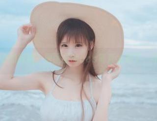 爱老师_PhD的妹妹：原图里的cos简直太撩了，不看会后悔！