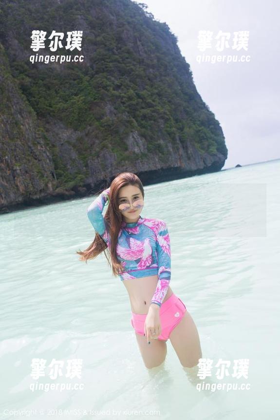爱蜜社 - 为何选择LalaBaby啦啦的甜心写真集？因为她就是那个资源女王！