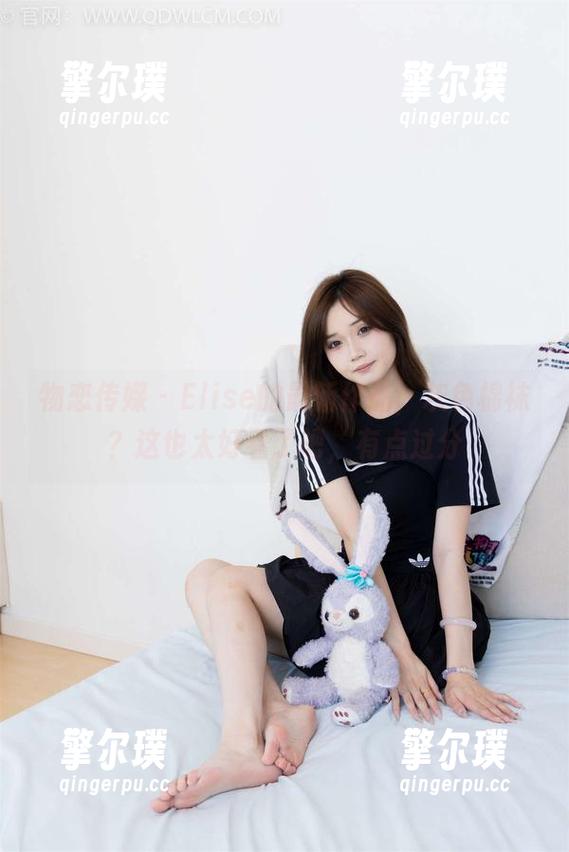物恋传媒-elise 物恋传媒 - Elise的最新作品,灰色棉袜?这也太好看了吧,有点过分