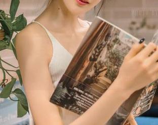 看！王羽杉水手服高清原图，瞬间想去参加海上派对