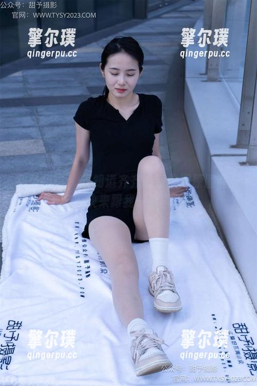 甜予摄影-齐齐 甜予摄影 - 想知道齐齐最新校园原图有多好?快来跟我一起围观!