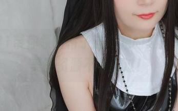 白银81带你领略格子连衣裙的夏日魅力，美图资源不容错过！