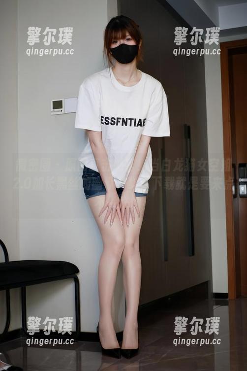 白龙猫女 微密圈 - 原图直击感官!当白龙猫女空姐2.0加长黑丝的幽默升级,下载就是要来点不一样的!
