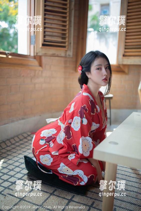 秀人网 - 连体衣界的传奇：夏诗雯Sally的作品集，原图让人感到前所未有的亲切！