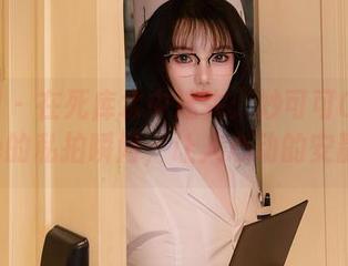 秀人网 – 在死库水中迷失：妙可可Cheese的私拍瞬间，让人心动的安静