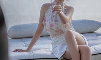 秀人网 – 林文文yooki在线，黑白作品中你能看到窥探、狡黠与美的交锋！