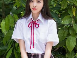 秀人网 – 最新曝光！甜妮的少女写真，仿佛时光倒流，太有意思了！
