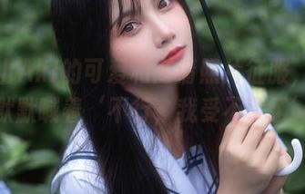 被秋山AkI的可爱和高清照片征服，心里默默喊着‘不行，我受不了了’