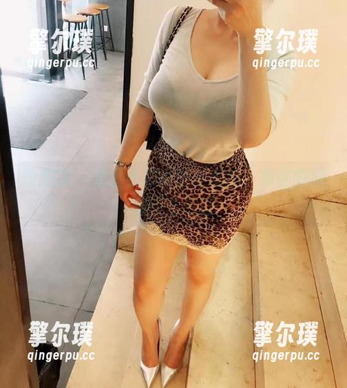 微密圈 - 看童小芯的蕾丝私拍，想说的好像不止这些