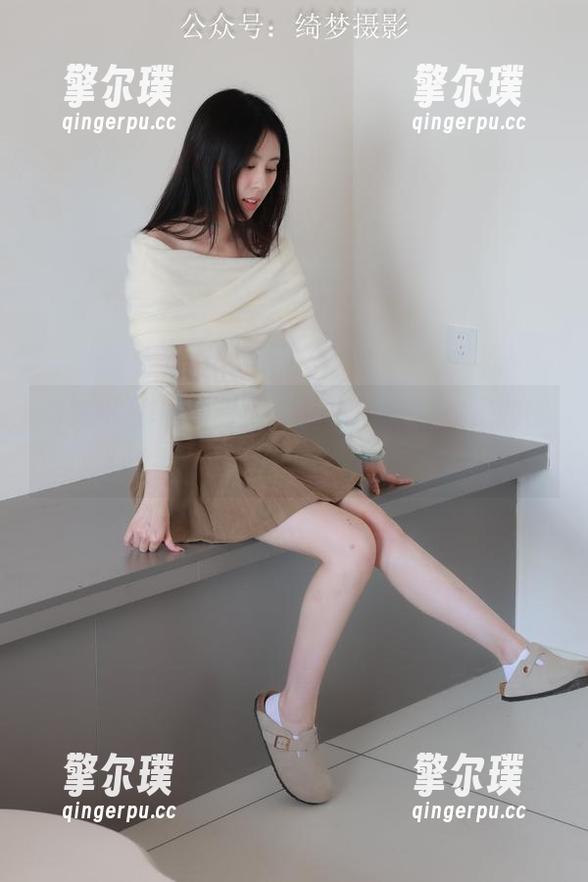 绮梦摄影-小艺 绮梦摄影 - 福利来袭!小艺那双美足的够力作品,绝对不容错过